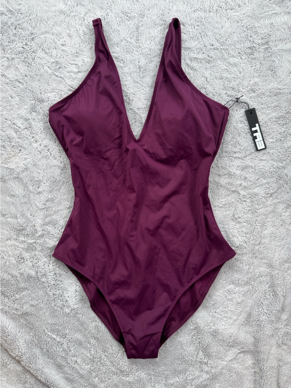 ТA3 Plungey Snatched Waist Lace Up Back
Swimsuit Aubergine 2X X-Long
